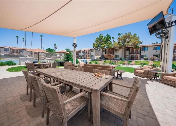 147 Fully Furnished 1br Suite-pet Friendly *